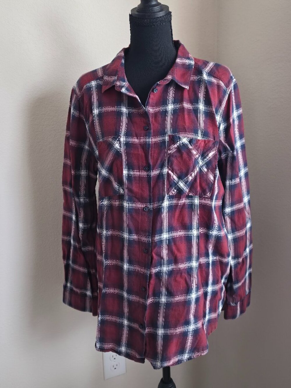 Divided H&M Women's Button-Up Shirt